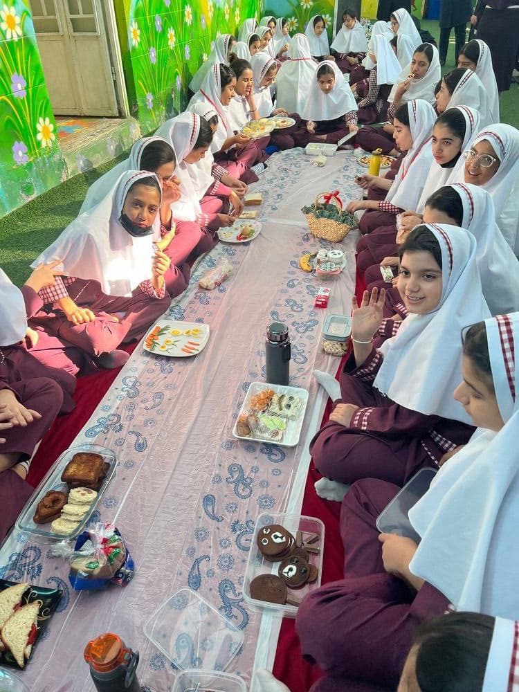 مجتمع آموزشی غیر دولتی امید ایران
